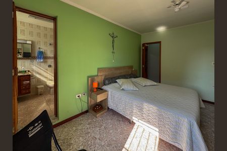Casa para alugar com 226m², 4 quartos e 2 vagas Casa para alugar com 226m², 4 quartos e 2 vagasSuíte