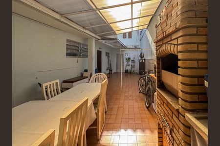 Casa para alugar com 226m², 4 quartos e 2 vagas Casa para alugar com 226m², 4 quartos e 2 vagasÁrea gourmet