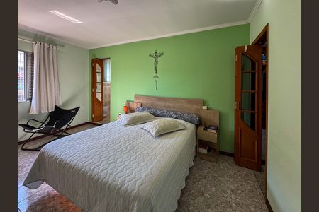 Casa para alugar com 226m², 4 quartos e 2 vagas Casa para alugar com 226m², 4 quartos e 2 vagasSuíte