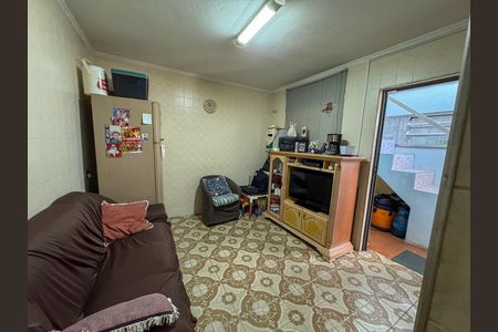 Casa para alugar com 226m², 4 quartos e 2 vagas Casa para alugar com 226m², 4 quartos e 2 vagasEdícula - Cozinha