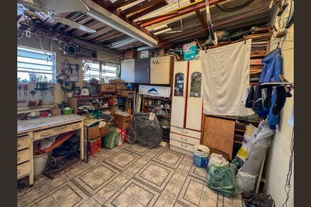 Casa para alugar com 226m², 4 quartos e 2 vagas Casa para alugar com 226m², 4 quartos e 2 vagasQuarto da Área de Serviço
