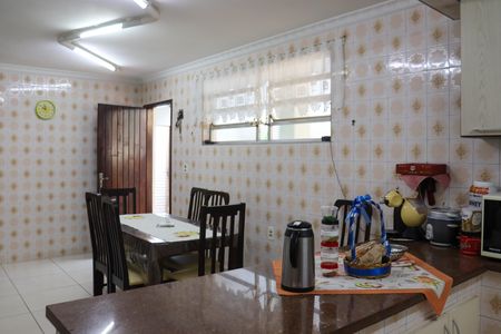 Casa para alugar com 226m², 4 quartos e 2 vagasCozinha