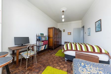 Apartamento para alugar com 97m², 3 quartos e sem vagaQuarto