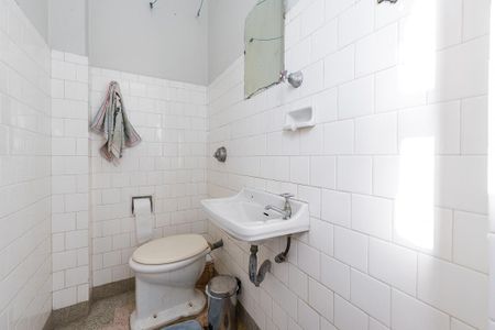 Apartamento para alugar com 97m², 3 quartos e sem vagaBanheiro