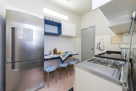 Apartamento para alugar com 97m², 3 quartos e sem vagaCozinha
