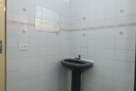 Casa para alugar com 80m², 2 quartos e 1 vagaBanheiro