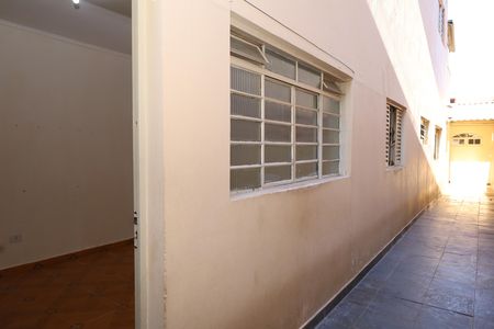 Casa para alugar com 80m², 2 quartos e 1 vagaCorredor / Quintal