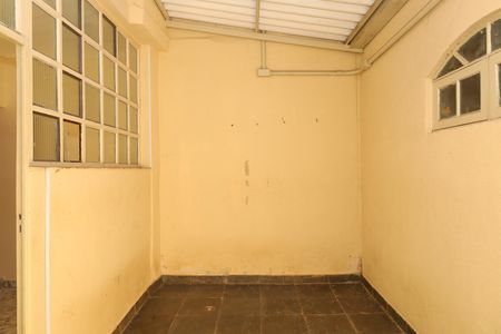 Casa para alugar com 80m², 2 quartos e 1 vagaÁrea de Serviço