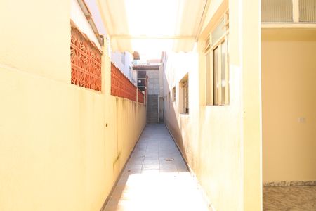 Casa para alugar com 80m², 2 quartos e 1 vagaCorredor / Quintal