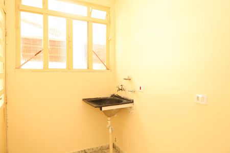Casa para alugar com 80m², 2 quartos e 1 vagaÁrea de Serviço