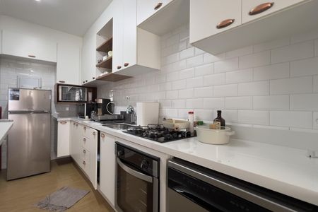 Apartamento à venda com 62m², 2 quartos e 1 vagaCozinha e Área de Serviço