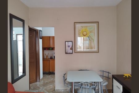 Casa para alugar com 90m², 1 quarto e sem vaga Casa para alugar com 90m², 1 quarto e sem vagaSala