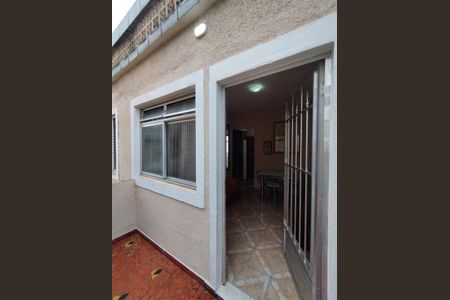 Entrada  de casa para alugar com 1 quarto, 90m² em Vila Brasilina, São Paulo