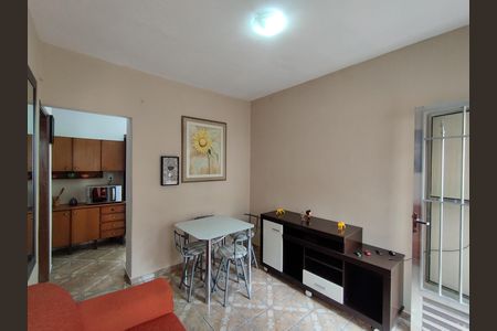 Casa para alugar com 90m², 1 quarto e sem vaga Casa para alugar com 90m², 1 quarto e sem vagaSala
