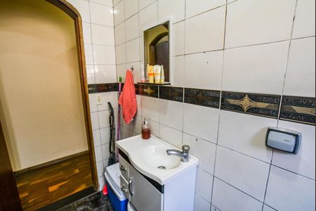 Casa à venda com 277m², 3 quartos e 1 vagaBanheiro Social