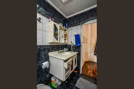 Casa à venda com 277m², 3 quartos e 1 vagaBanheiro da Suíte