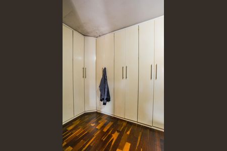 Casa à venda com 277m², 3 quartos e 1 vagaQuarto Suíte