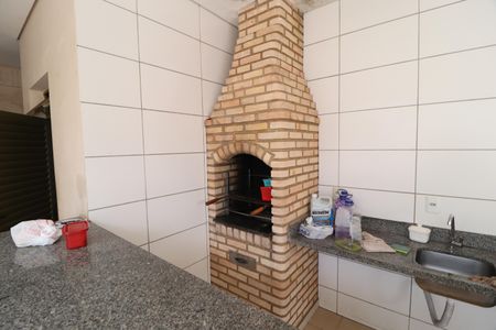 Apartamento para alugar com 69m², 2 quartos e 1 vagaÁrea comum - Churrasqueira