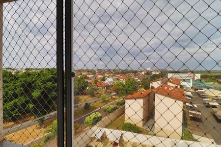 Apartamento para alugar com 69m², 2 quartos e 1 vagaVista