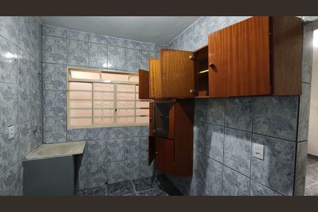 Casa para alugar com 40m², 2 quartos e sem vaga Casa para alugar com 40m², 2 quartos e sem vagaCozinha e Área de Serviço