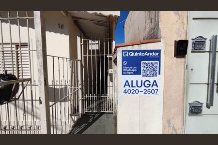 Casa para alugar com 40m², 2 quartos e sem vaga Casa para alugar com 40m², 2 quartos e sem vagaFachada