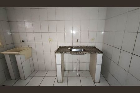 Casa para alugar com 40m², 1 quarto e sem vaga