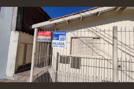 Casa para alugar com 40m², 1 quarto e sem vaga Casa para alugar com 40m², 1 quarto e sem vagaFachada