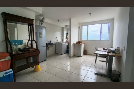 Sala de apartamento à venda com 2 quartos, 44m² em Barra Olímpica, Rio de Janeiro