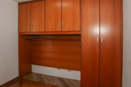 Apartamento à venda com 96m², 3 quartos e 2 vagas Apartamento à venda com 96m², 3 quartos e 2 vagasQuarto 3