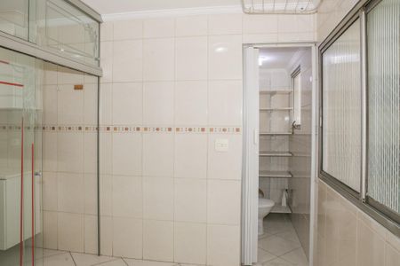 Apartamento à venda com 96m², 3 quartos e 2 vagas Apartamento à venda com 96m², 3 quartos e 2 vagasÁrea de Serviço