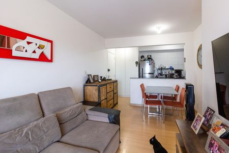 Sala de apartamento à venda com 3 quartos, 72m² em Vila Galvão, Guarulhos