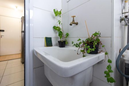 Apartamento à venda com 72m², 3 quartos e 1 vagaÁrea de Serviço