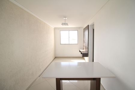 Apartamento para alugar com 46m², 2 quartos e 1 vagaSala / Cozinha
