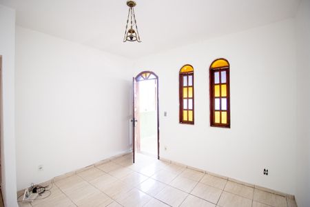 Sala de casa para alugar com 3 quartos, 70m² em Milanez, Contagem