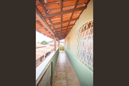 Casa para alugar com 70m², 3 quartos e 1 vagaÁrea externa
