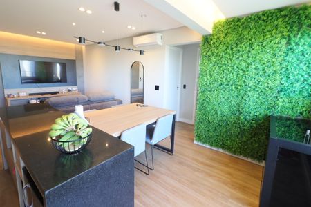 Apartamento à venda com 55m², 2 quartos e 1 vagaSala/Cozinha