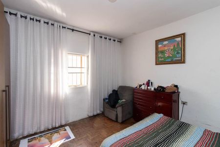 Casa à venda com 200m², 3 quartos e 3 vagas Casa à venda com 200m², 3 quartos e 3 vagasQuarto 1 Casa 1