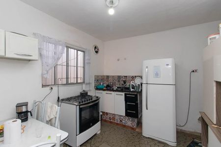 Casa à venda com 200m², 3 quartos e 3 vagas Casa à venda com 200m², 3 quartos e 3 vagasCozinha Casa 1