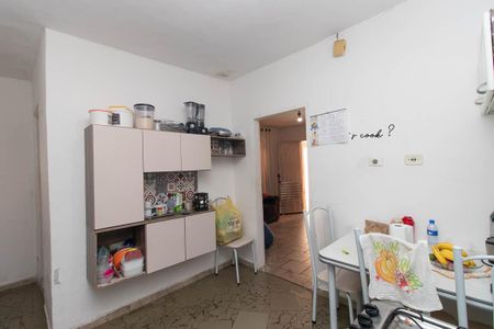 Casa à venda com 200m², 3 quartos e 3 vagas Casa à venda com 200m², 3 quartos e 3 vagasCozinha Casa 1