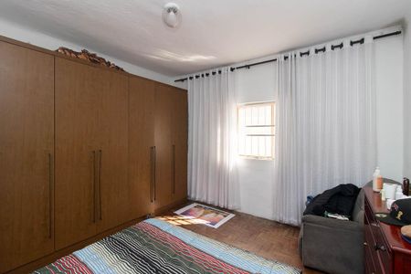 Casa à venda com 200m², 3 quartos e 3 vagas Casa à venda com 200m², 3 quartos e 3 vagasQuarto 1 Casa 1