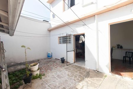 Casa à venda com 200m², 3 quartos e 3 vagas Casa à venda com 200m², 3 quartos e 3 vagasQuintal