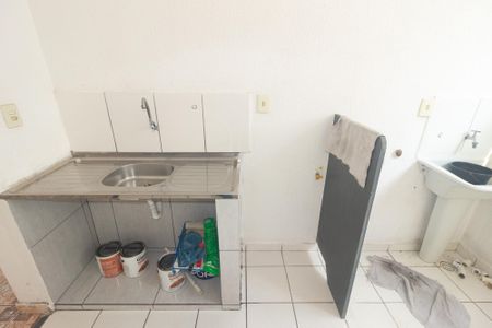 Apartamento para alugar com 46m², 2 quartos e 1 vaga Apartamento para alugar com 46m², 2 quartos e 1 vagaCozinha e Área de Serviço