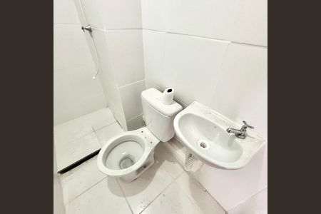 Banheiro de apartamento para alugar com 2 quartos, 35m² em Vila Silvia, São Paulo