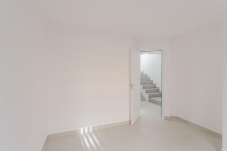 Casa de condomínio à venda com 140m², 2 quartos e 3 vagas Casa de condomínio à venda com 140m², 2 quartos e 3 vagasSuíte