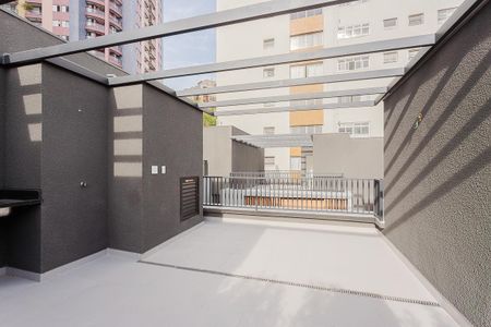 Casa de condomínio à venda com 140m², 2 quartos e 3 vagas Casa de condomínio à venda com 140m², 2 quartos e 3 vagasTerraço