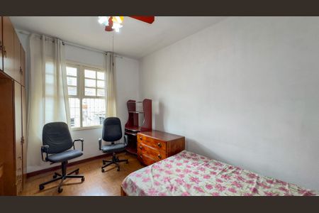 Casa para alugar com 300m², 2 quartos e 2 vagas Casa para alugar com 300m², 2 quartos e 2 vagasQuarto 2