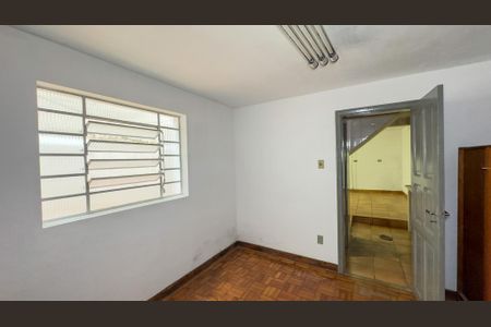 Casa para alugar com 300m², 2 quartos e 2 vagas Casa para alugar com 300m², 2 quartos e 2 vagasÁrea de Serviço