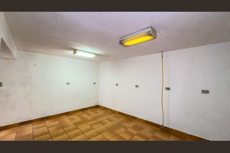 Casa para alugar com 300m², 2 quartos e 2 vagas Casa para alugar com 300m², 2 quartos e 2 vagasÁrea de Serviço