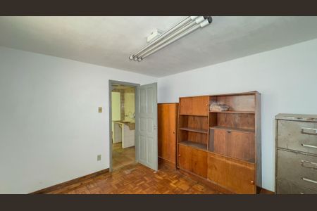 Casa para alugar com 300m², 2 quartos e 2 vagas Casa para alugar com 300m², 2 quartos e 2 vagasÁrea de Serviço