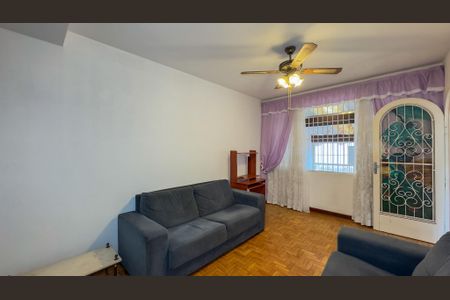 Casa para alugar com 300m², 2 quartos e 2 vagas Casa para alugar com 300m², 2 quartos e 2 vagasSala